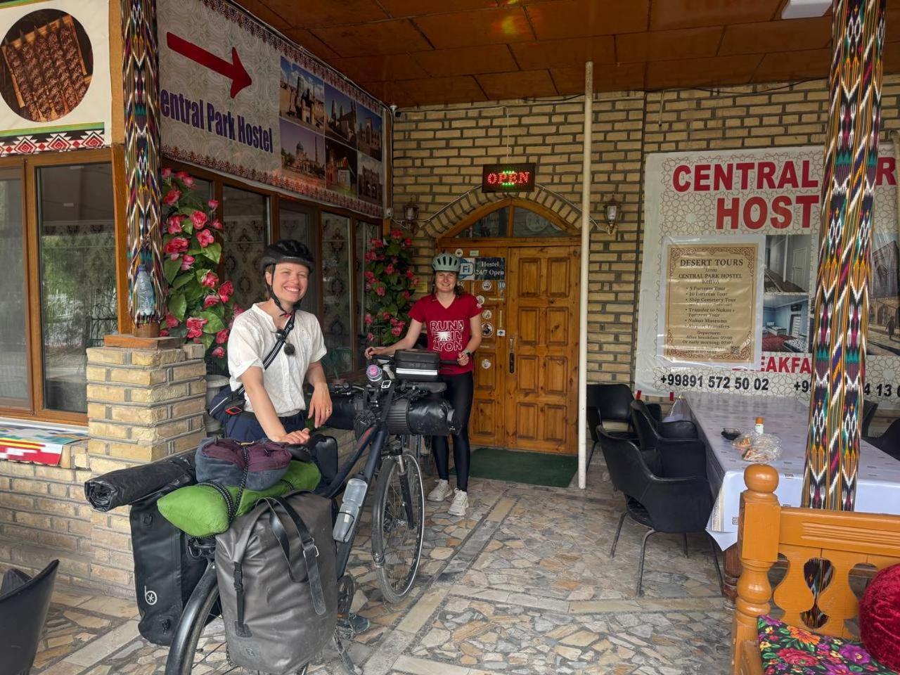 Central Park Hostel Khiva Exterior photo